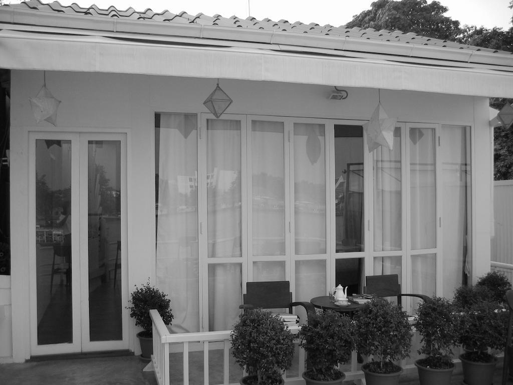 Ibrik Resort By The River Bangkok Exterior photo