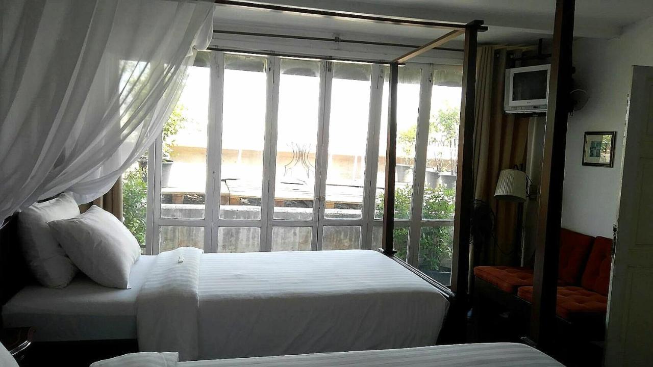 Ibrik Resort By The River Bangkok Exterior photo